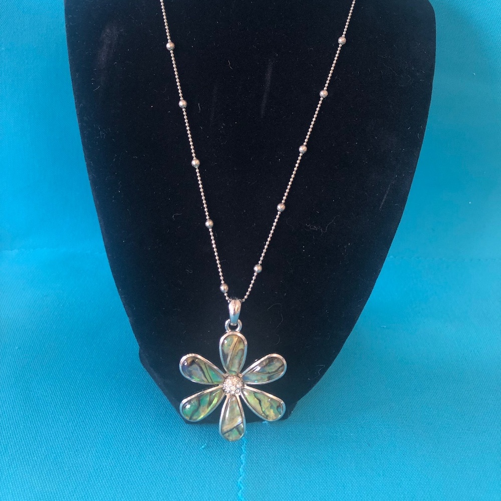 Lia Sophia Flower Pendant Necklace